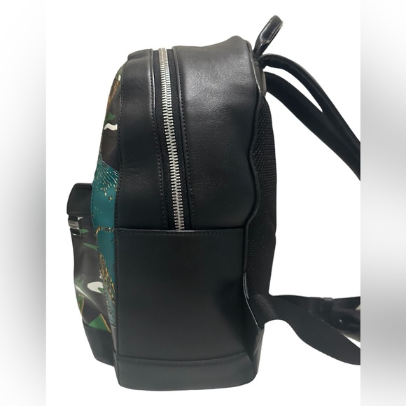 MCM Stark Psychedelic Rabbit Backpack - Picture 5 of 14